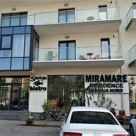 Rose By The Sea 公寓