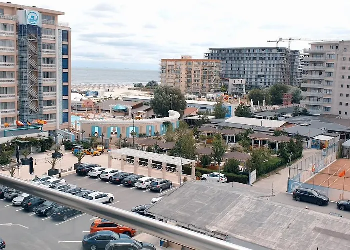 Rose By The Sea Apartment