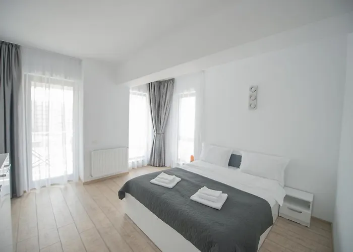 Rose By The Sea Apartment